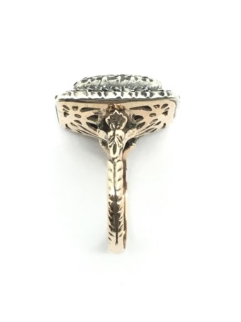 Anello